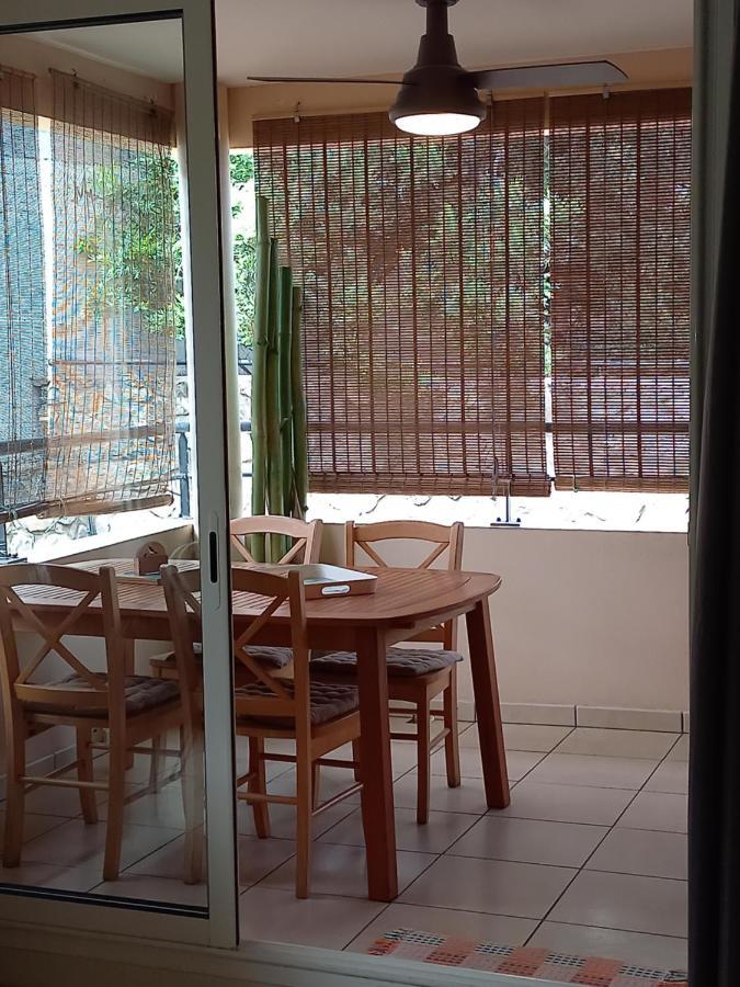 Bel Appartement Avec Terrasse Proche Des Plages Сен-Жиль-ле-Бэн Экстерьер фото